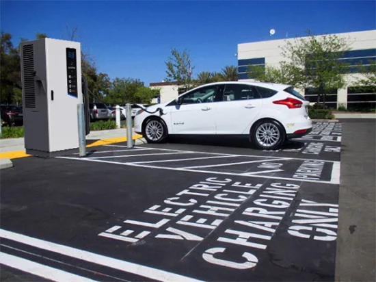 Carregador de carro elétrico Pevc3107 60kw CCS2 CCS1 Estação de carregamento EV para carregador BMW/Tesla/Tata EV